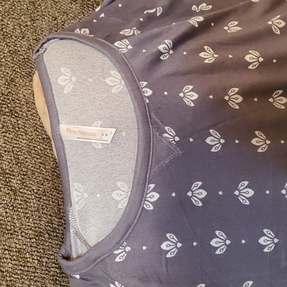 🌶REDUCED🌶FLORA NIKROOZ 2pc dreamy sweater sleepwear set in gray and white - Picture 7 of 16